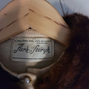 1940s Park-Storyk lambs wool and angora sweater with a real mink collar. Beige.